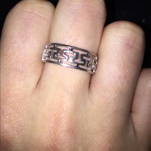 SILVER RING